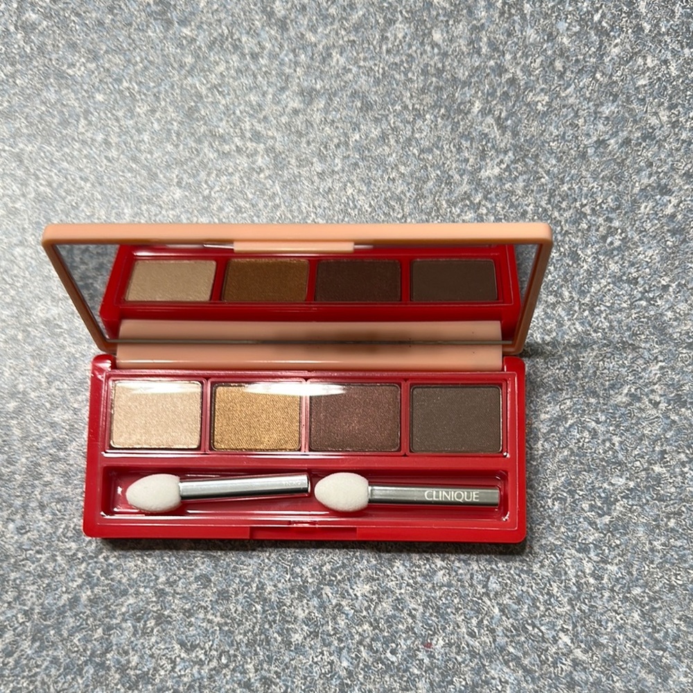 Clinique Gold and Brown Eyeshadow Palette with Mirror